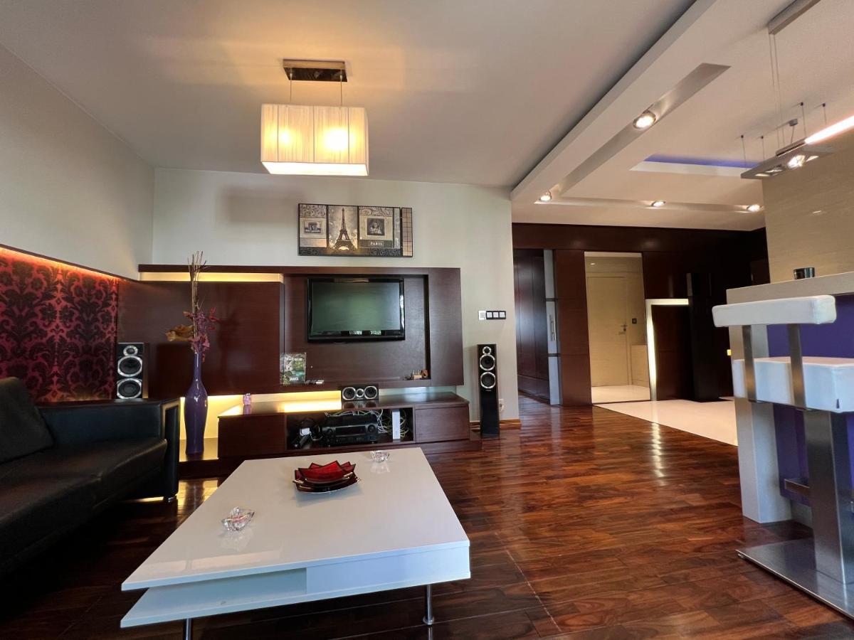 Appartamento Lux Flat Easy To Reach Centrum Varsavia Esterno foto
